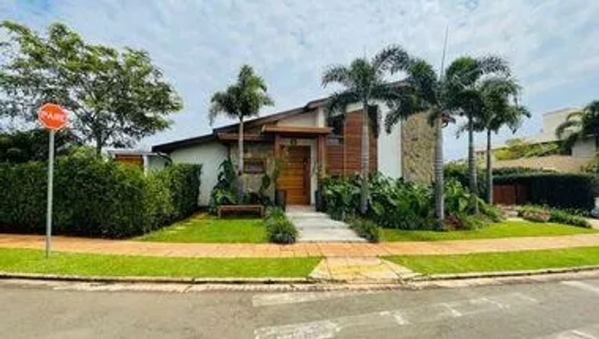 Casa de 388m² com 3 suítes a venda em Cond. Residen Estancia Eudóxia - Campinas SP