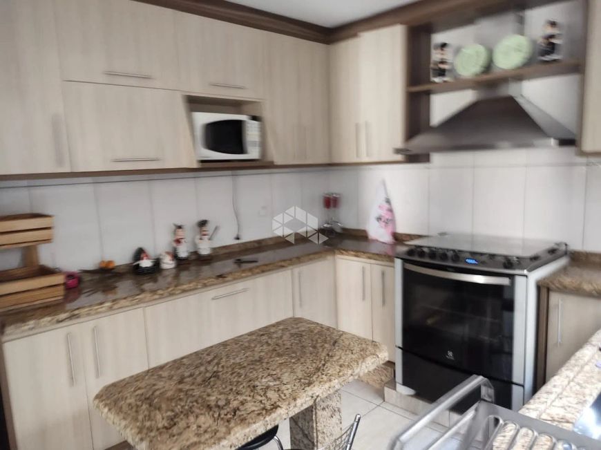 Casa de Condomínio à Venda, 91 m², com 3 quartos/dormitórios (1suíte), 3 vagas de garagem