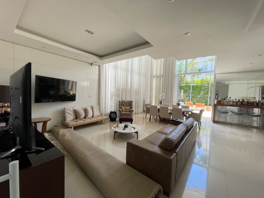 Casa à venda com 4 quartos no Condominio Alphaville D Pedro em Campinas-SP