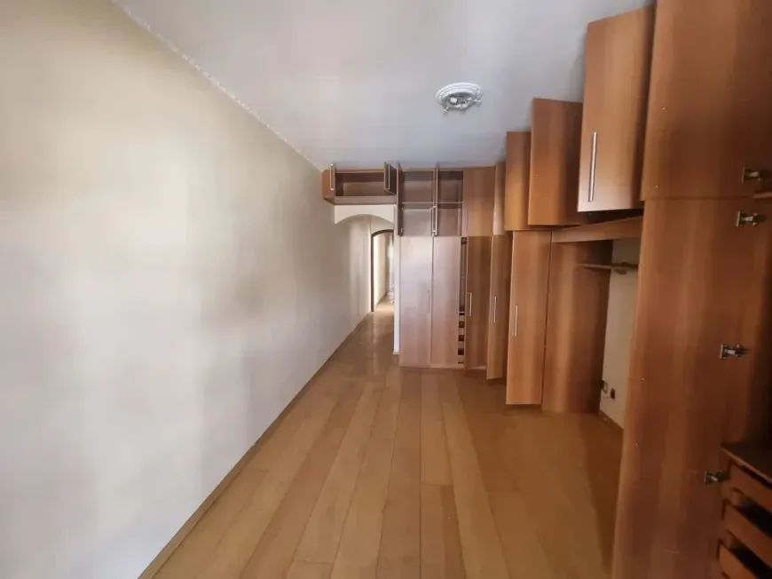 Casa para venda Na Vila Invernada com 349m², 5 vagas.