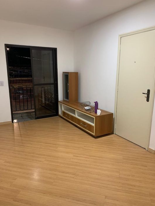 Apartamento para locação de 49 m com 2 dormitórios, sacada, 1 vaga e lazer na Patriarca