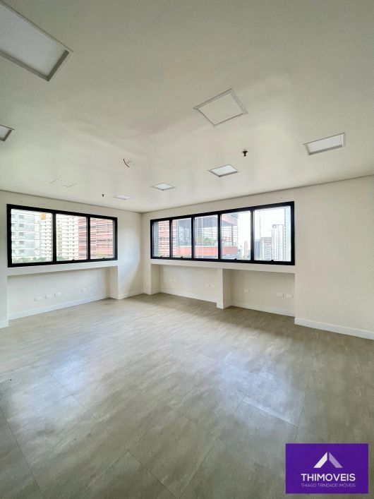 CONJ.COMERCIAL PARA LOCAÇÃO NO BAIRRO DO PARAÍSO - A POUCOS METROS DA EST. PARAÍSO