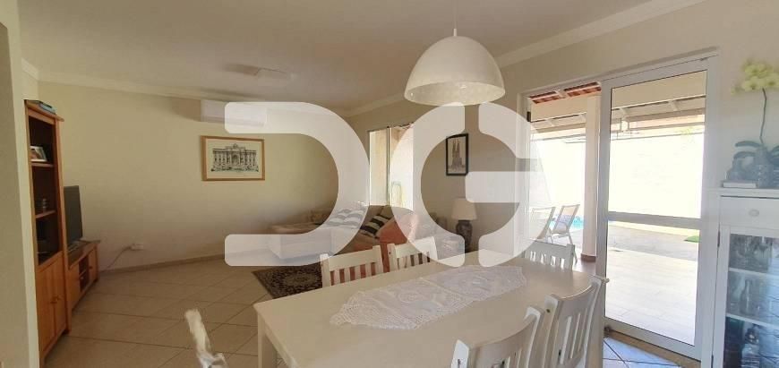Casa à venda em Campinas, Parque Alto Taquaral, com 3 quartos, com 180 m²
