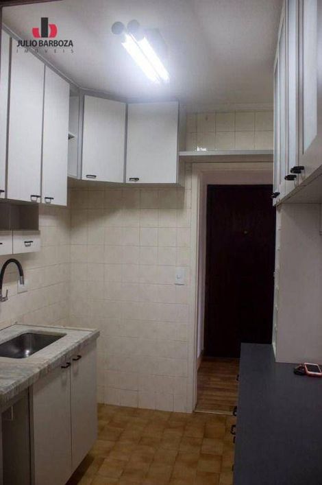 Apartamento com 1 dormitório em Moema pássaros, com 1 vaga de garagem