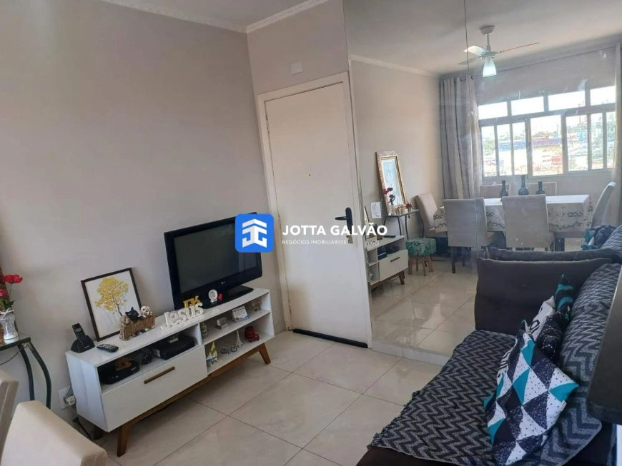 Apartamento Reformado à Venda em Condomínio no Jardim Garcia