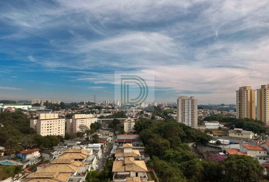 Apartamento à venda próximo ao metrô Vila Sonia, com 68 m²