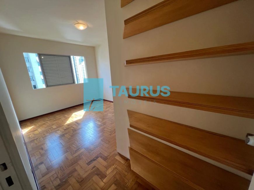 Apartamento para locação em Moema. 2 dormitórios, 1 vaga, 100m².