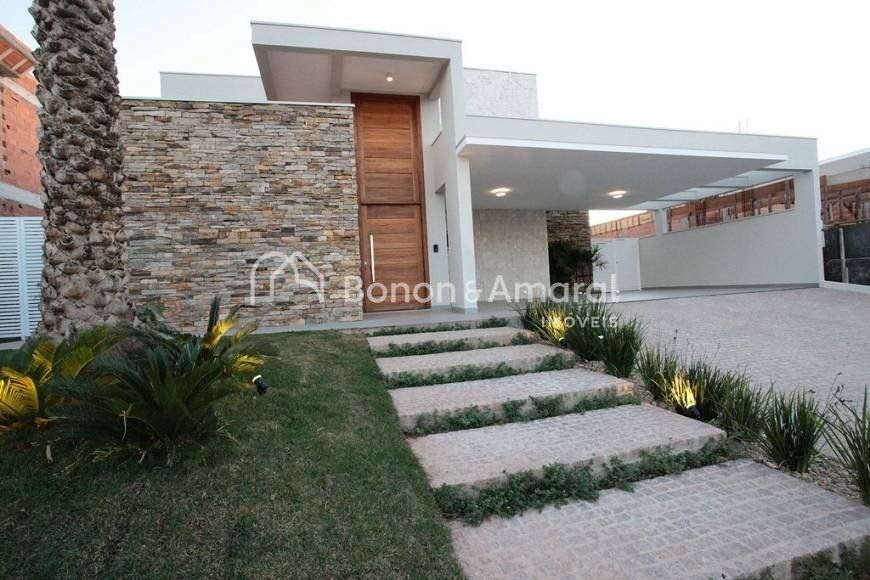 Casa a venda no condomínio Mont Blanc em Campinas
