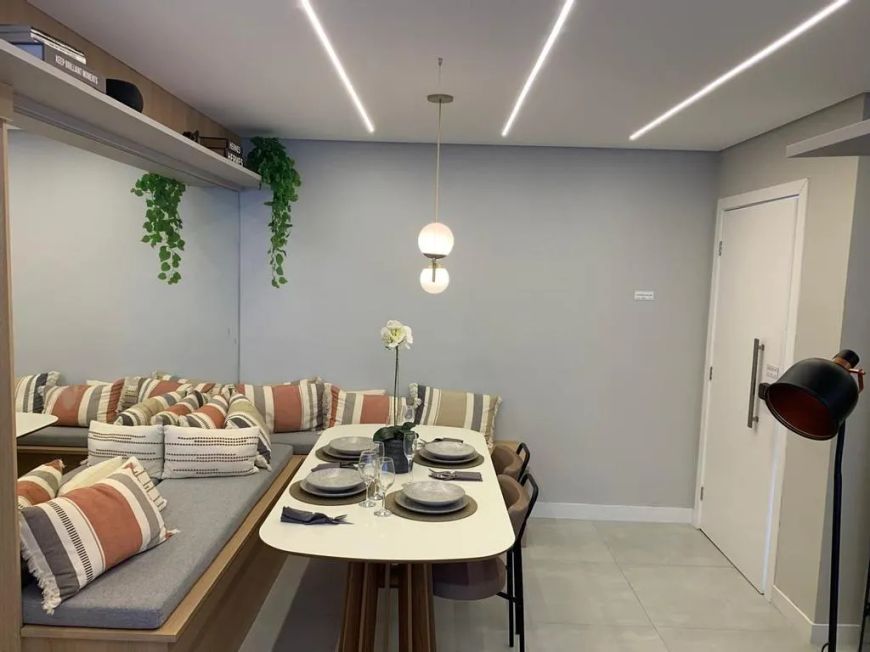 Apartamento à venda em Campinas, Parque Rural Fazenda Santa Cândida, com 2 quartos, com 53 m²