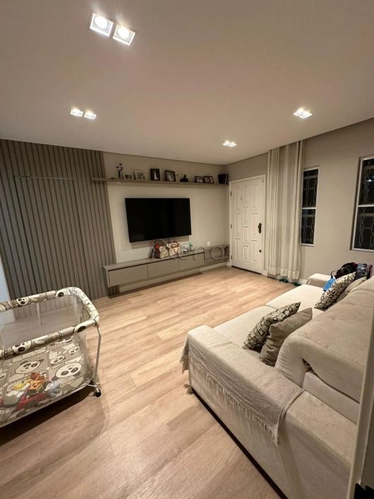 Casa à venda em Campinas, Jardim Interlagos, com 3 quartos, com 120 m²