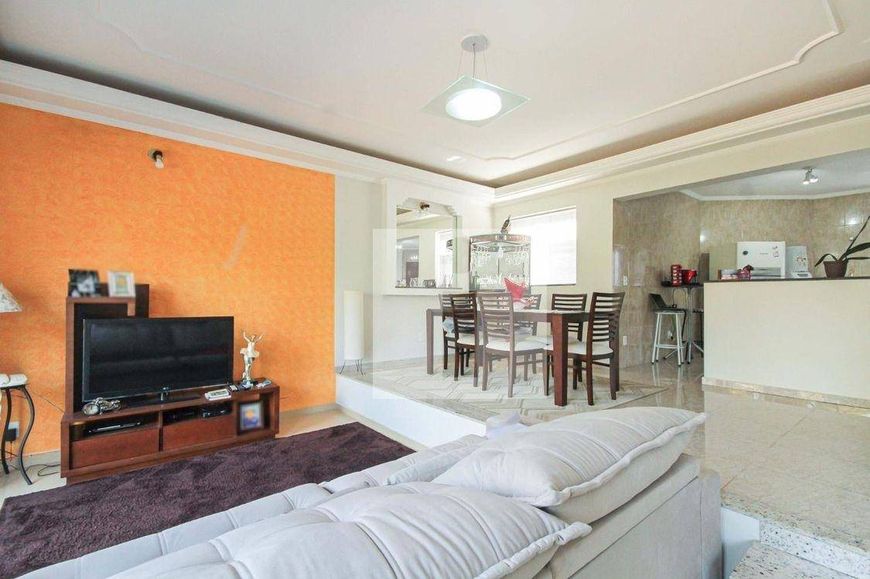 Casa com 3 quartos à venda, 300 m² por R$ 1.100.000 - Jardim Sorirama (Sousas) - Campinas/SP