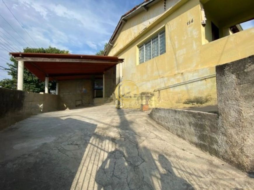 Casa para Venda no Parque Santo Antônio em Jacareí - SP;