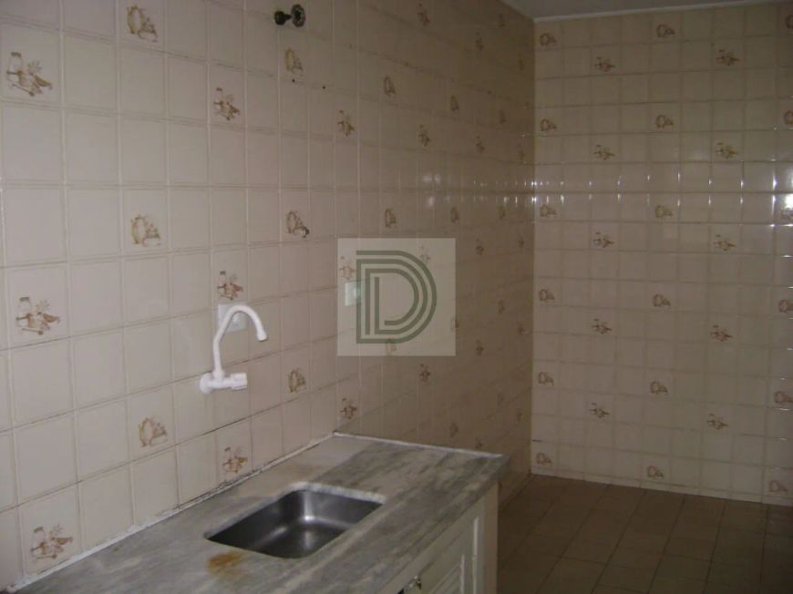 Apartamento com 2 dormitórios, sala ampla