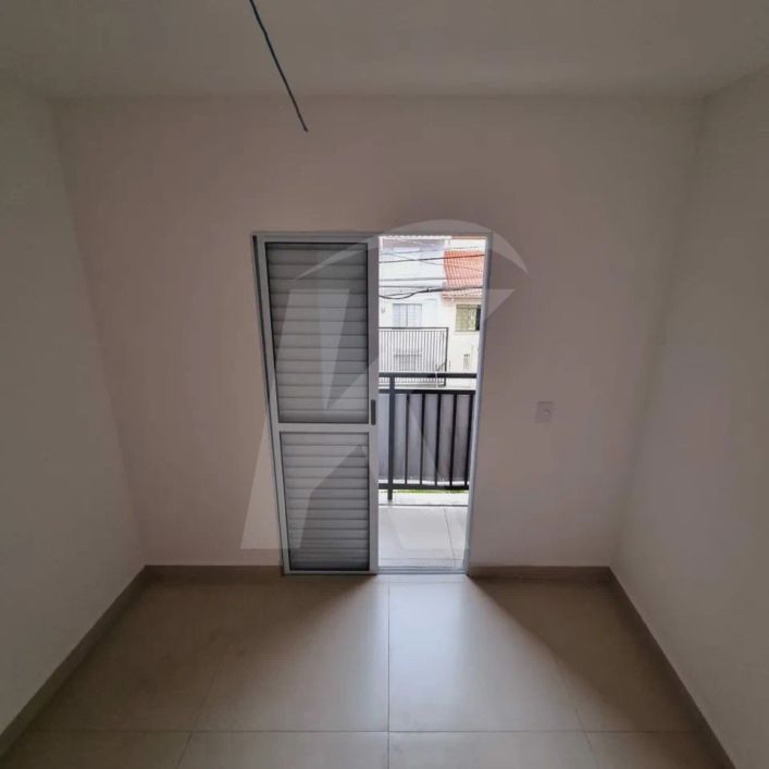 Apartamento de condomínio 2 dormitórios 41m² 500m² do Metrô Parada Inglesa