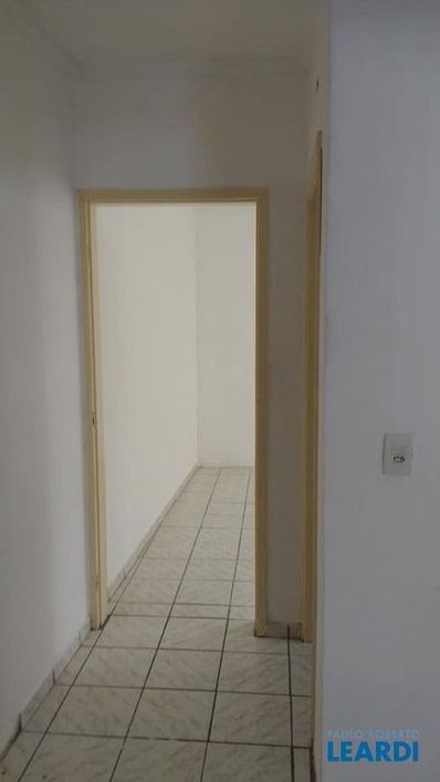 CASA ASSOBRADADA - VILA DALVA - SP