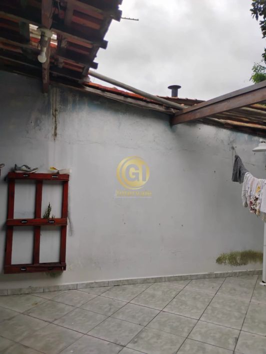 Imperdível! Casa à venda em Jacareí-SP, bairro Jardim do Portal: 2 quartos, 1 sala, 1 banheiro, 2 va