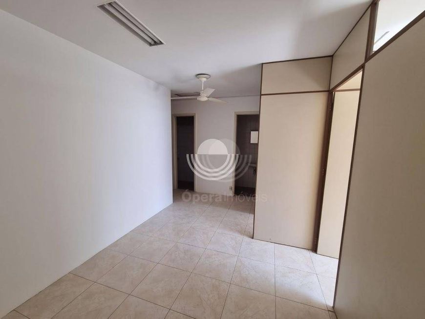 Sala Comercial à Venda no Centro de Campinas. Estudam permuta por apartamento de 1 dormitório e vaga
