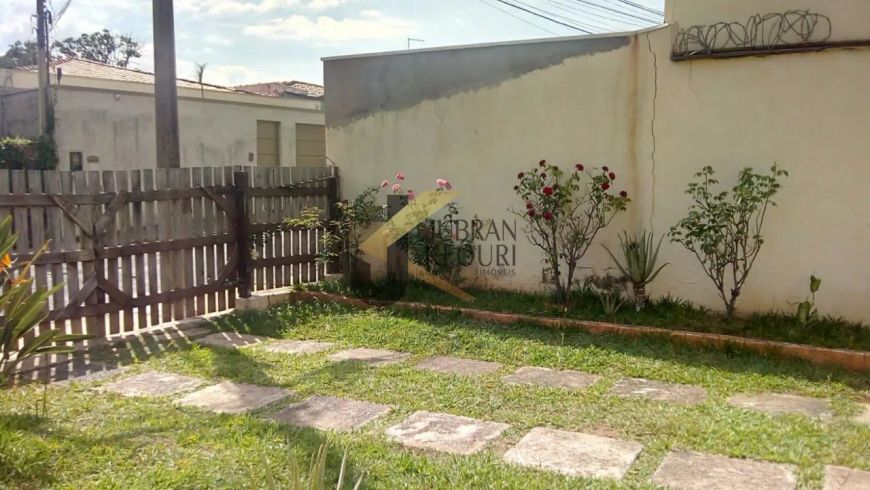 Casa à venda . Nova Campinas . Campinas. A casa tem 3 quartos um banheiro área construída 80 m² um b