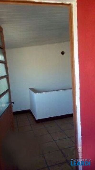 SOBRADO - ÁGUA RASA - SP