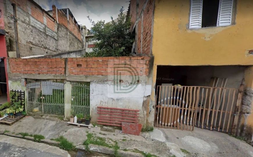 TERRENO DE 7 X 30 - Butantã