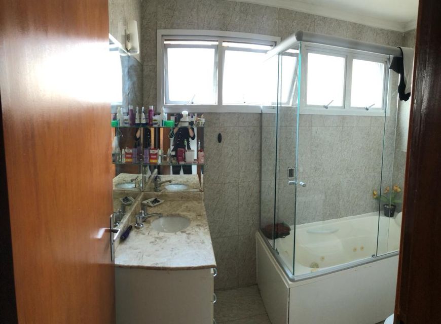 Apartamento para venda possui 120 metros quadrados com 4 quartos em Vila Polopoli - São Paulo - SP