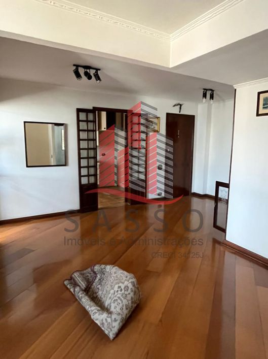 Vendo apartamento no Tatuapé.
