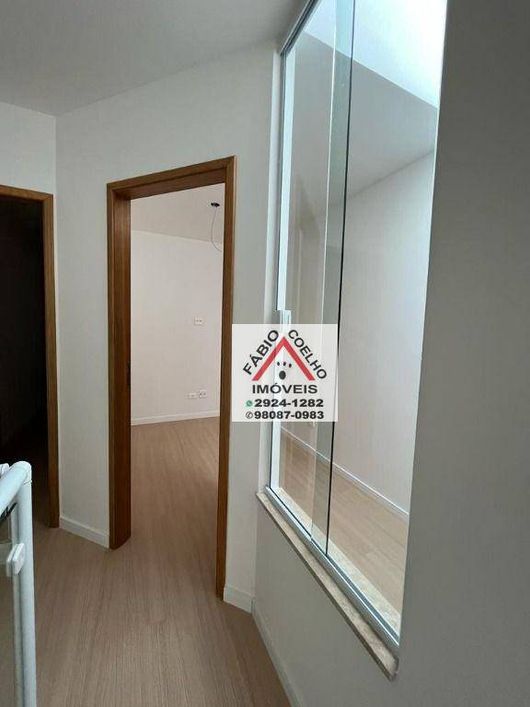 Sobrado com 3 dormitórios à venda, 120 m² por R$ 650.000,00 - Campo Limpo - São Paulo/SP