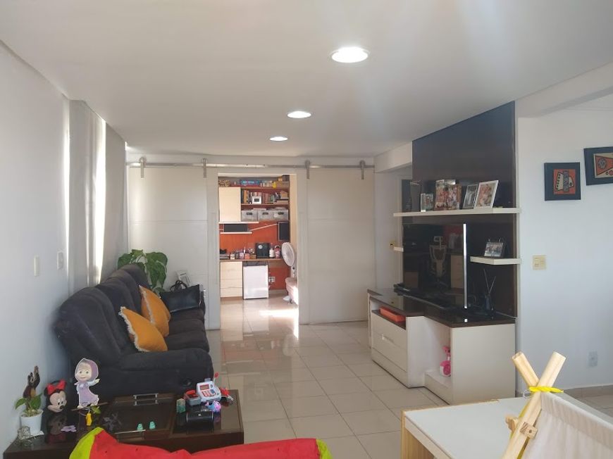 COBERTURA MEDE 305 M NA VILA SAO FRANCISCO