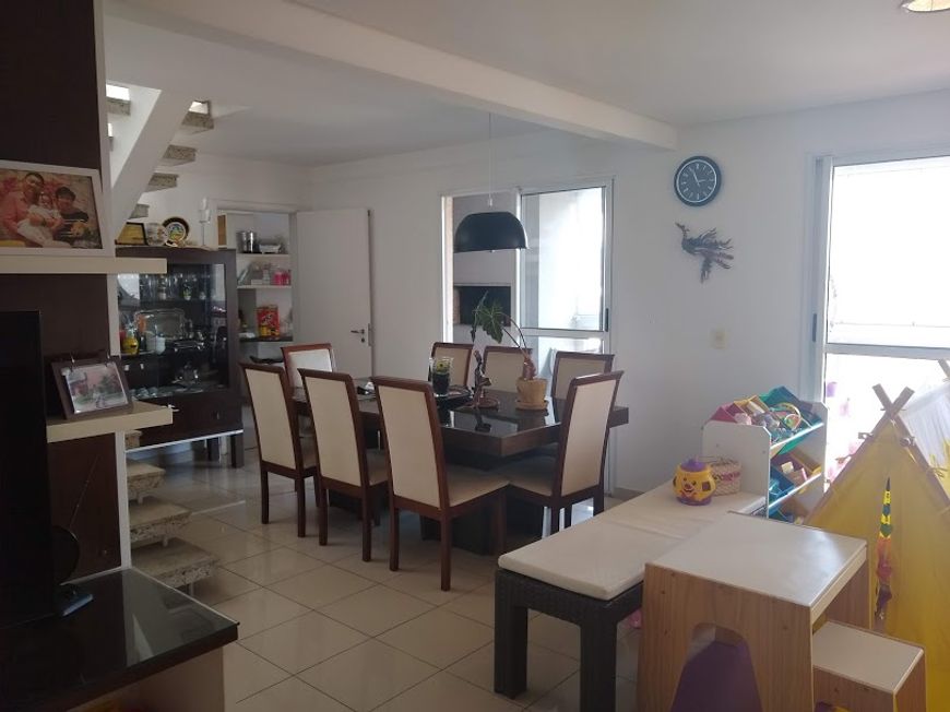 COBERTURA MEDE 305 M NA VILA SAO FRANCISCO