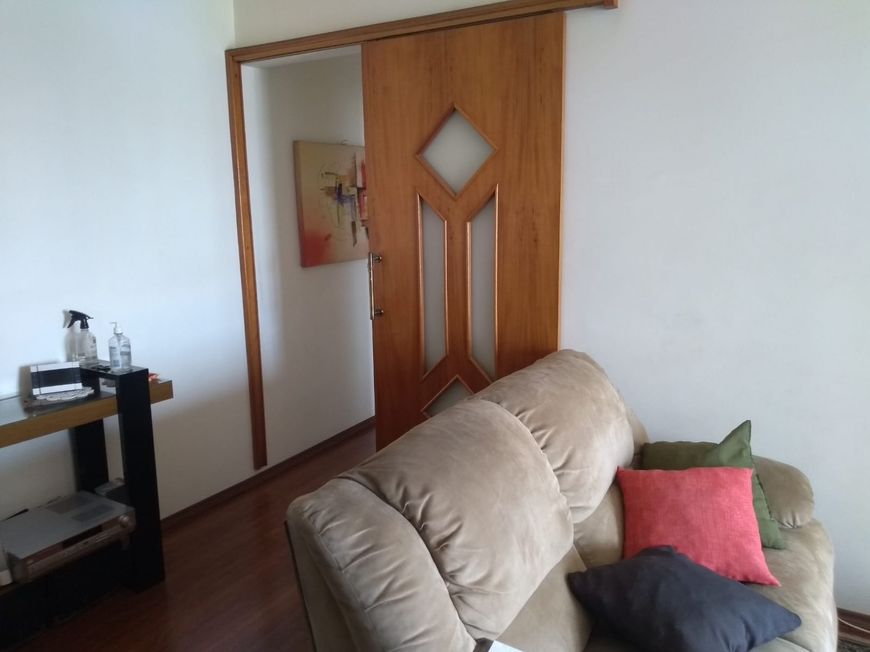 Apartamento para aluguel e venda possui 77 metros quadrados com 3 quartos