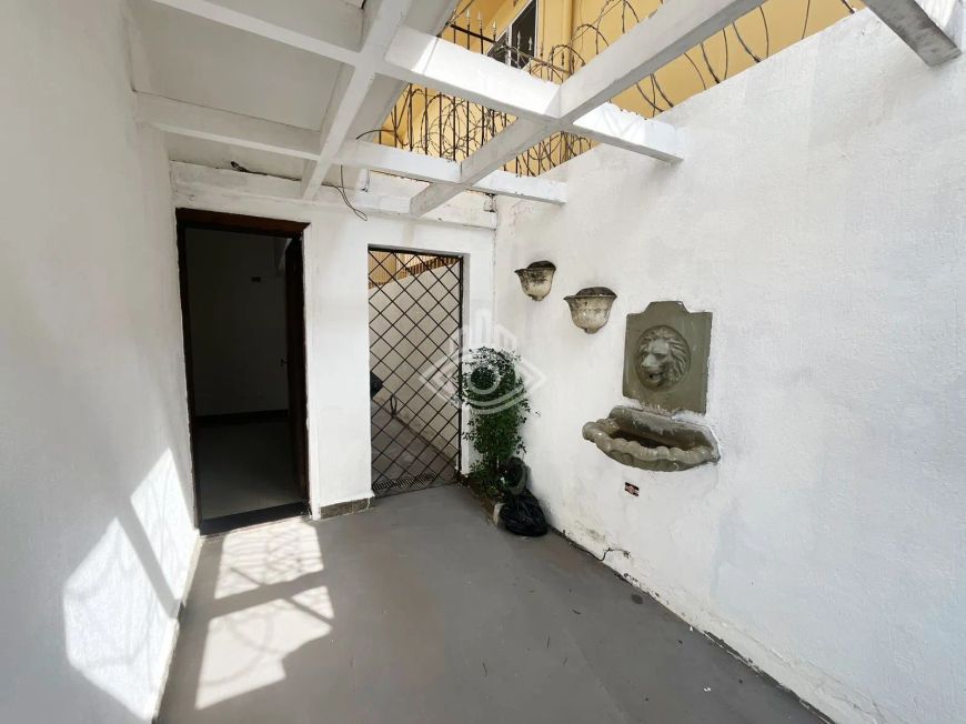 Sobrado à Venda e Locaçãona Rua Pascal Campo Belo, São Paulo - SP