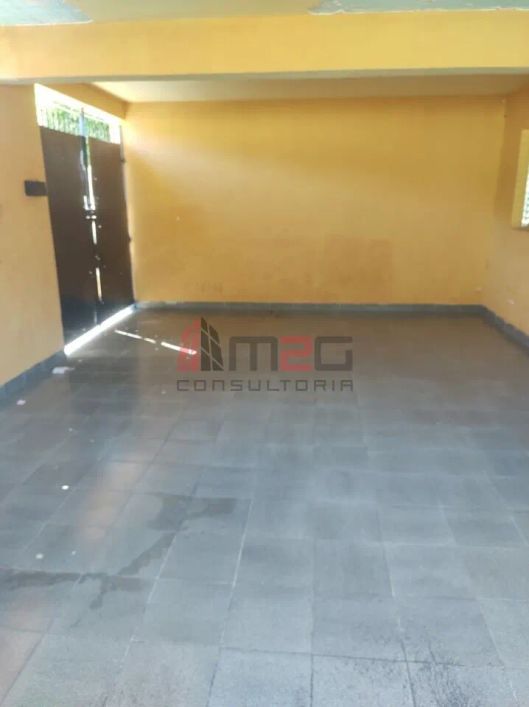 Casa Terreá com Edicula Excelente Localização