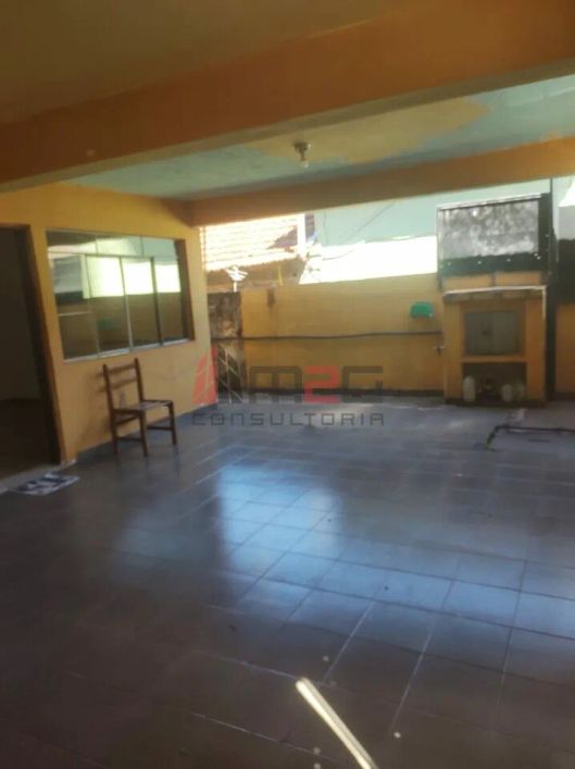 Casa Terreá com Edicula Excelente Localização