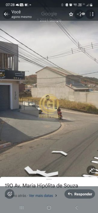 TERRENO COM ÓTIMA LOCALIZAÇÃO À VENDA
