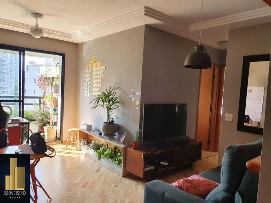 APARTAMENTO 2 DORMITÓRIOS A VENDA PRÓXIMO AOS SHOPPINGS