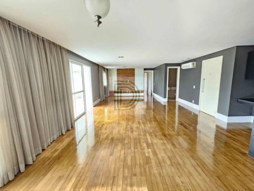Apartamento para Locação - 184m² | 3 Suítes | Ao Lado do Metrô Vila Sônia