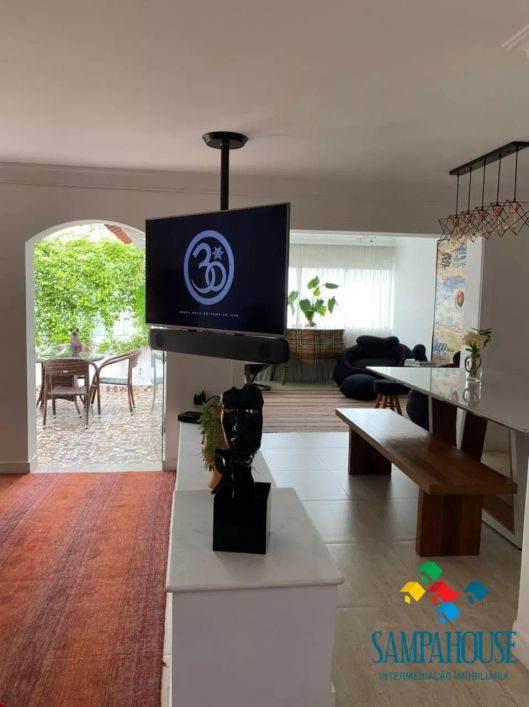 Cobertura super charmosa Duas suítes espaço gourmet com churrasqueira sala com 3 ambientes lareira l