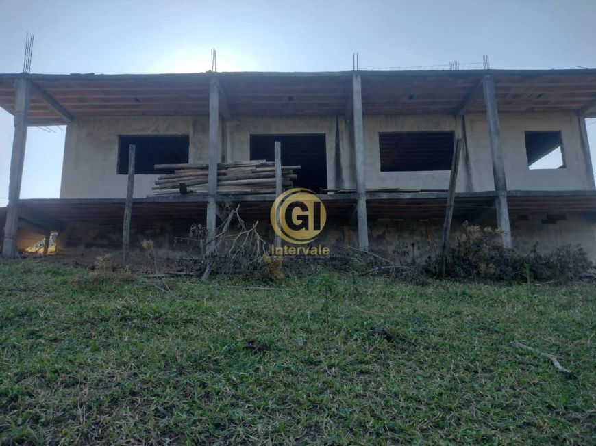 Linda Chácara à Venda em Jacareí-SP, Bairro Chácaras Reunidas Igarapés: 2 Quartos, 1 Suíte, 1 Sala,