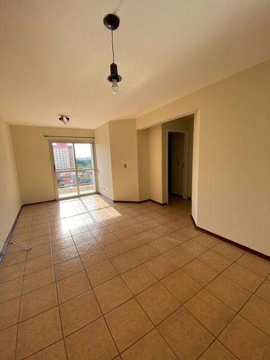 Apartamento para venda possui 70 metros quadrados com 2 quartos,300 metros portão Usp