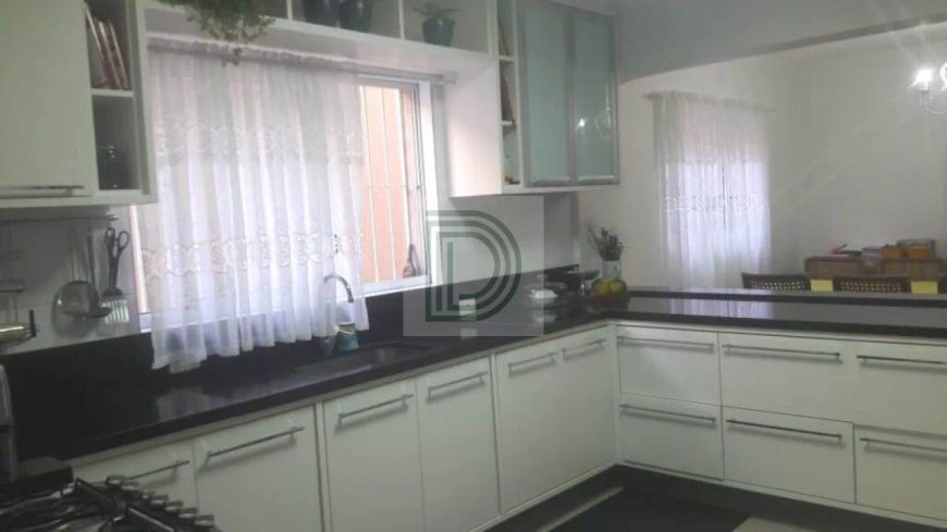 MEGA SOBRADO NO BONFIGLIOLI COM 03 DORMS.