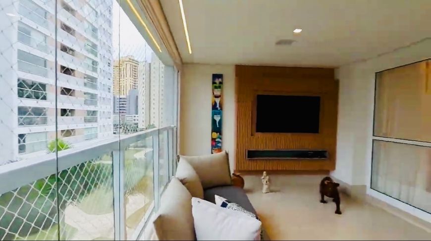 Apartamento para venda tem 212 metros quadrados com 4 quartos 4 suítes 3 vagas em Aclimação!