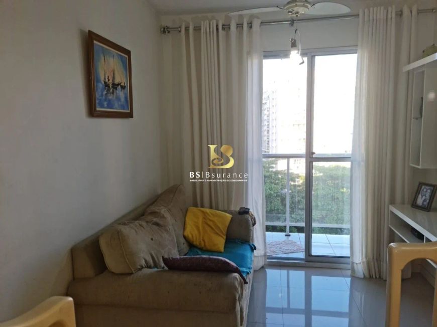 Imóvel para venda possui 51 metros quadrados com 2 quartos em Jacarepaguá - Rio de Janeiro - RJ