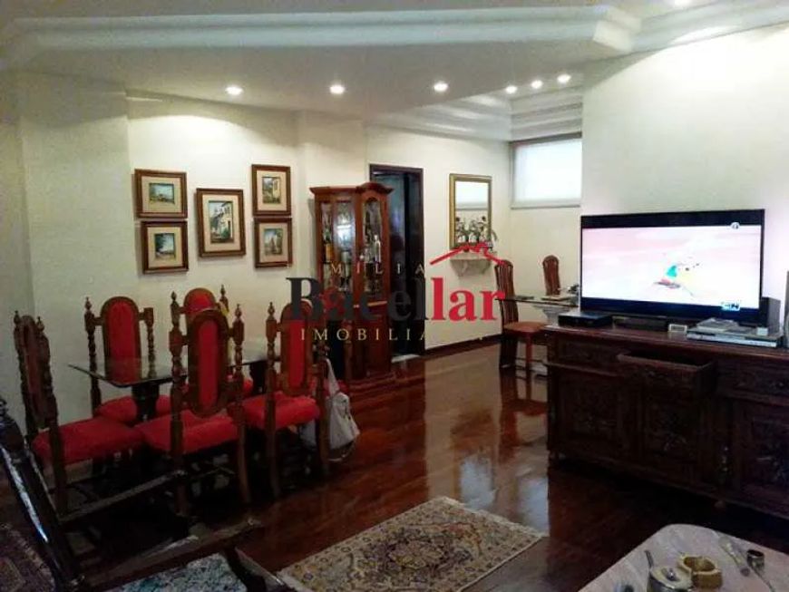 Casa de Vila : / Residencial / Vila Isabel