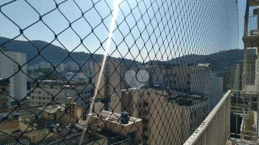 Grajau vendo Sala Quarto com sacada e depend?ncia revertida Rua Barao de Bom Retiro Edifíco Estrela