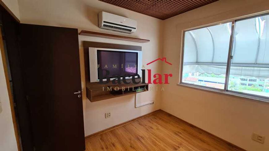 Apartamento - / Residencial / Sampaio
