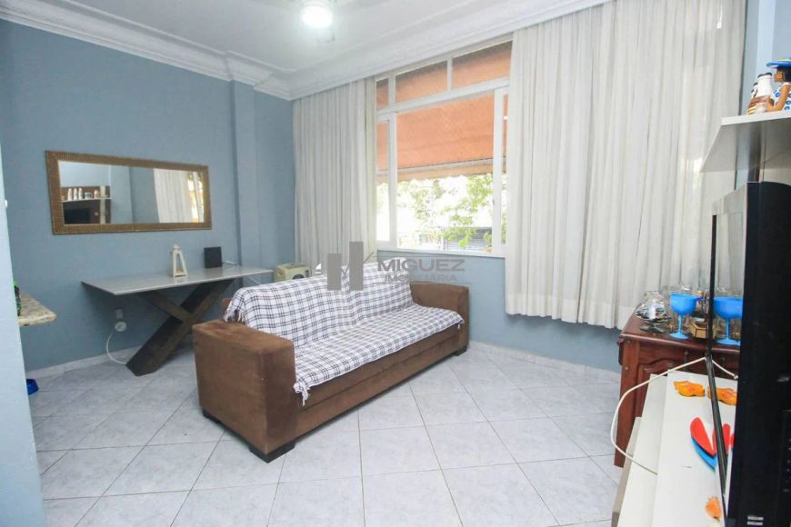 EXCLUSIVIDADE! Imóvel à Venda na Boulevard 28 de Setembro, Vila Isabel RJ - 2 Quartos com vaga de ga