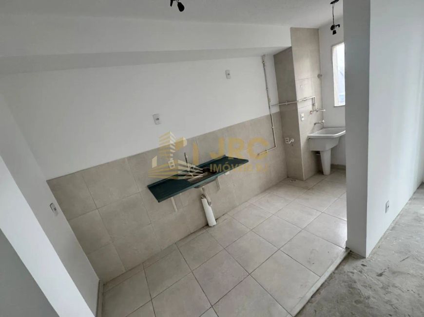 Imóvel para venda possui 50 metros quadrados com 2 quartos em Del Castilho - Rio de Janeiro - RJ
