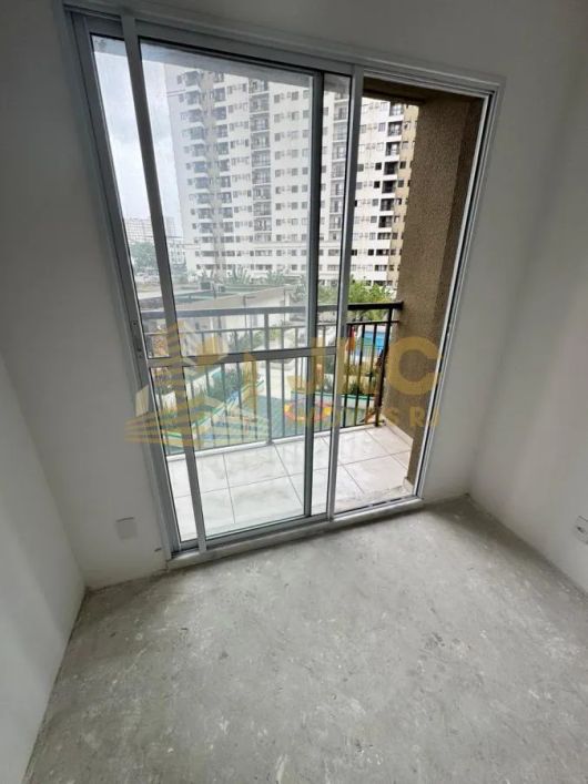 Imóvel para venda possui 50 metros quadrados com 2 quartos em Del Castilho - Rio de Janeiro - RJ