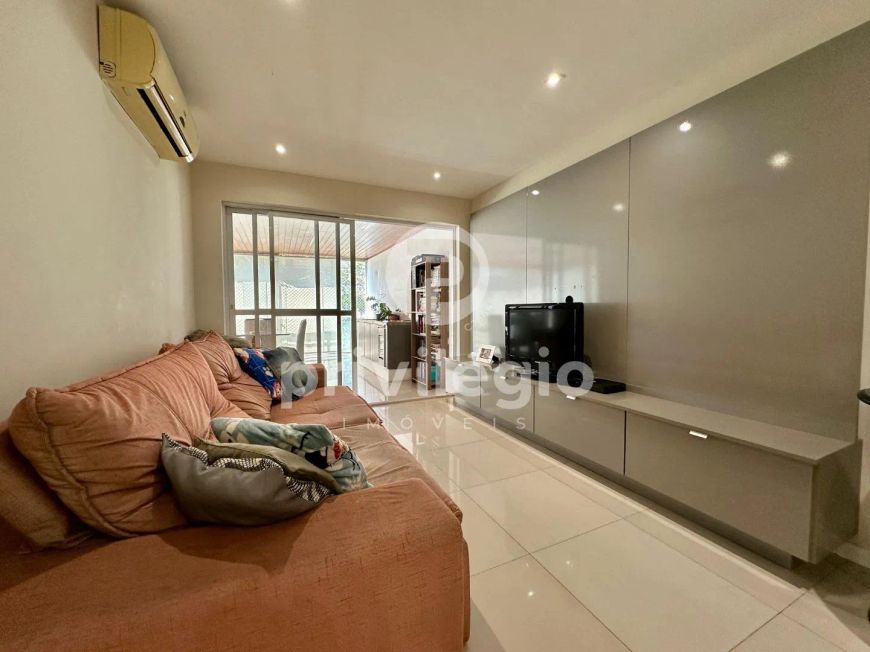Apartamento à venda, 2 quartos, 1 suíte, 1 vaga, Recreio dos Bandeirantes - RIO DE JANEIRO/RJ