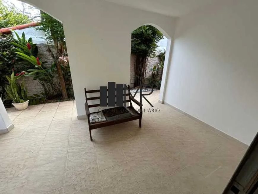 Casa em Condomínio - Linear / Residencial / Jacarepaguá